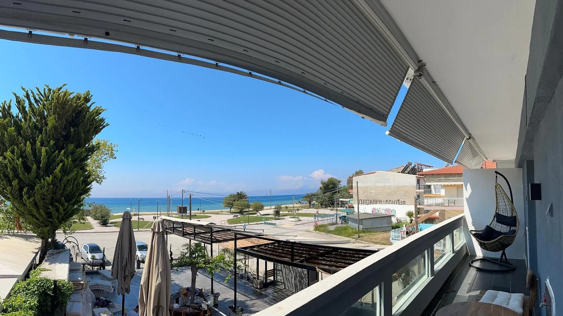 Tropical Suites Flogita